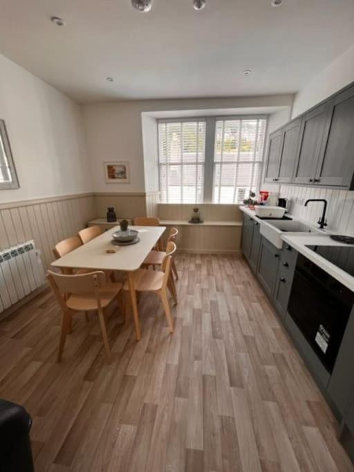 73 George Street. Appartment 2 オーバン エクステリア 写真